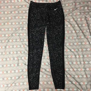 Nike leggings